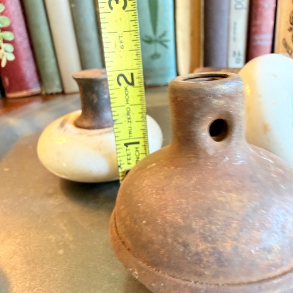 Antique Porcelain and Brass Door Knobs - Picture 13 of 14